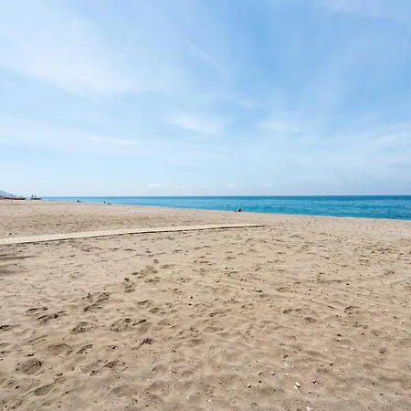 Semesterbostad Casa En Con Barbacoa Y Jardin, Cerca De La Playa