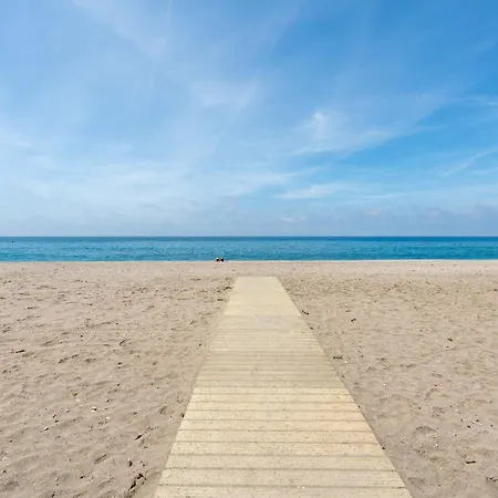 Semesterbostad Casa En Con Barbacoa Y Jardin, Cerca De La Playa *