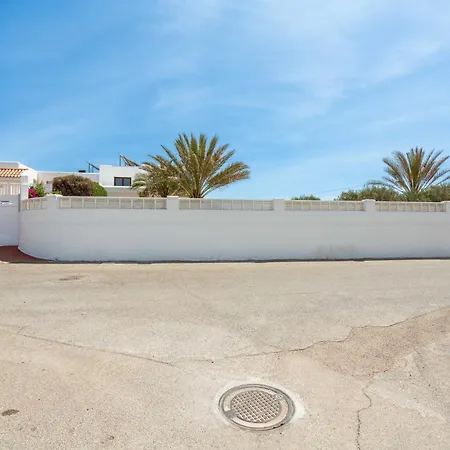Casa En Con Barbacoa Y Jardin, Cerca De La Playa Semesterbostad *