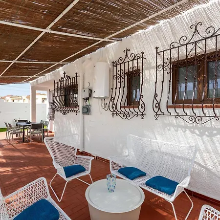 Casa En Con Barbacoa Y Jardin, Cerca De La Playa Semesterbostad