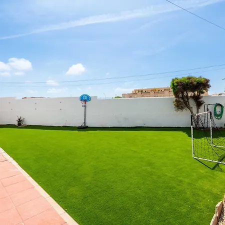 Casa En Con Barbacoa Y Jardin, Cerca De La Playa Semesterbostad